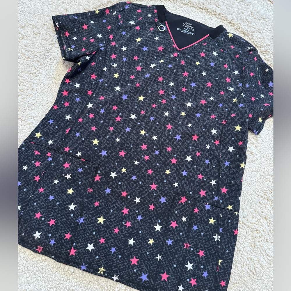 Cherokee Infinity Women’s Scrub Top **LIKE NEW**